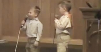 2 Adorable Toddlers Sing He Arose