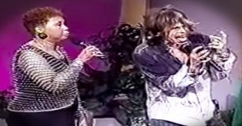 Aerosmith’s Steven Tyler Sings Goosebump-Inducing ‘Amazing Grace’