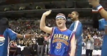 Teen With Down Syndrome Plays for the Harlem Globetrotters