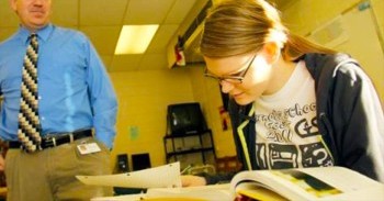 One Community Helped This Abandoned Teen Achieve Her Dream – So Heartwarming