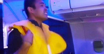 Now THIS Is A Plane I Want To Be On – What An Awesome Flight Attendant!