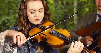 Bluegrass Version Of 'Grandpa's Fiddle' Just Flooded Me With Memories. And Now I'm BAWLING!