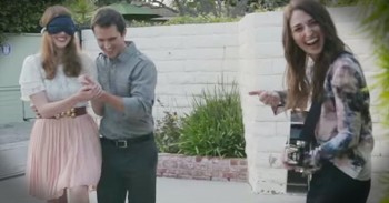 Man’s EPIC Proposal Uses Hundreds Of Post-It Notes And 1 Superstar