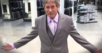 Homeless Man Receives BIG Surprise For Generosity