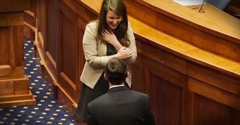 Alabama Senator Proposes To His Girlfriend On Senate Floor