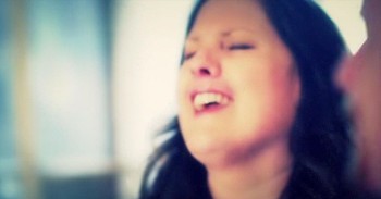 'You Amaze Us’ – Powerful Acoustic Performance From Selah