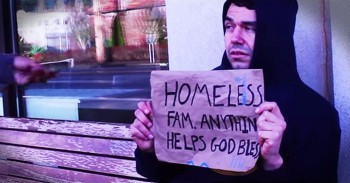 Man Gives To Homeless Man Who Continues The Chain Of Love