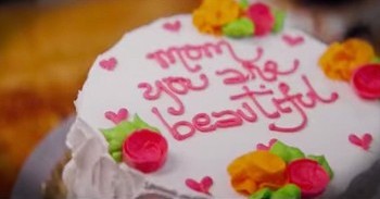 My Beautiful Mom – Incredible Movement To Let Mom Know How Beautiful She Really Is