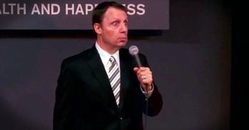 Funny Comedian Brings The Laughs With Grocery Shopping At 3 AM