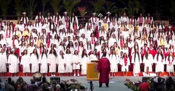 Graduating Students Surprise Audience With Entertaining Medley