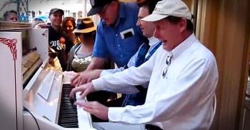 5 Hands Play Amazing Piano Medley