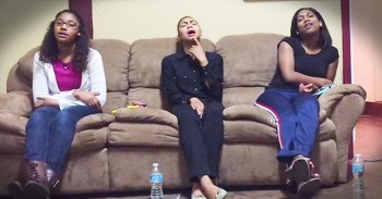 3 Girls Sit On Couch And Sing ‘My Hands Are Lifted Up’