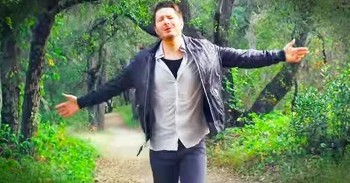 ‘My Everything’ – Goosebump-Inducing New Song From Owl City. AMEN!