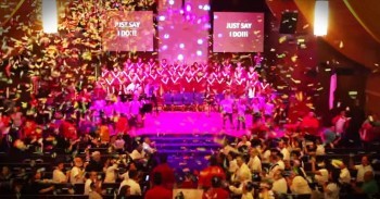 Ordinary Flash Mob Proposal Transforms When THIS Happens!