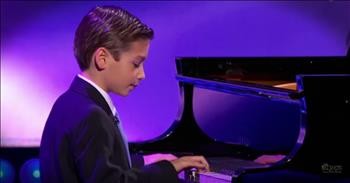 9-Year-Old Piano Prodigy Plays Amazing Rendition Of 'Piano Man'