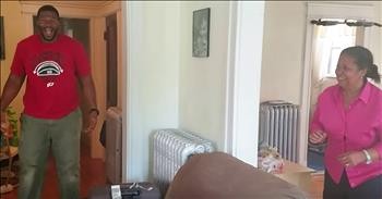 Man Reunites With His Mother After 10 Years Apart