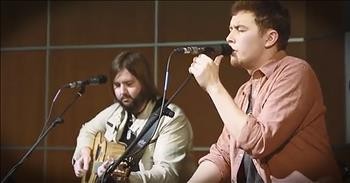 'Christmas In Heaven' - Scotty McCreery Song For Lost Loved Ones