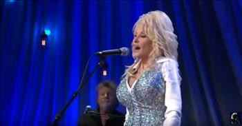 Emotional Dolly Parton Sings 'Smoky Mountain Memories' For Tennessee Fire Victims