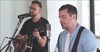 'To God Be The Glory' - Worship Central