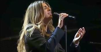'What A Beautiful Name' At The Dove Awards