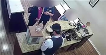 Jeweler Gives Struggling Mom Money From His Own Pocket