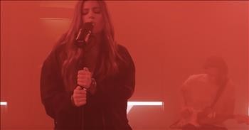 'Broke' - Riley Clemmons Acoustic Performance