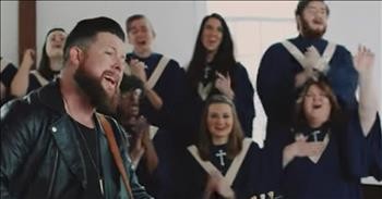 Old Church Choir' - Zach Williams Performs At Harding Prison
