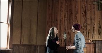 The Hound + The Fox Acoustic 'What Child Is This / Child of the Poor'