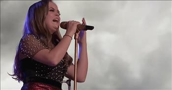 Sarah Grace Unique Performance Of 'Amazing Grace' On The Voice