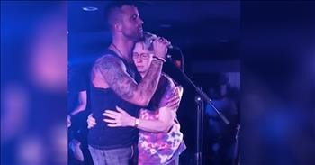 Country Artist Sings Touching Song To Mother With Alzheimer's