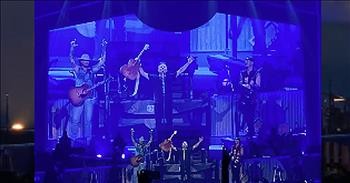 Florida Georgia Line Bring Chris Tomlin On Stage For Worship During Concert