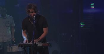 'All Creatures Of Our God And King' Elevation Worship Live Performance