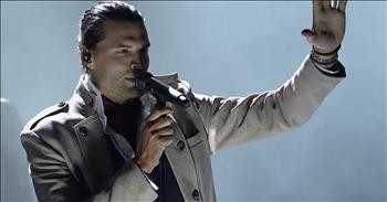'Little Drummer Boy' For King And Country CMA Country Christmas Performance