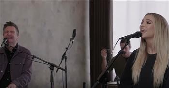 'Love Lifted Me' Acoustic Performance From Travis Cottrell And Daughter