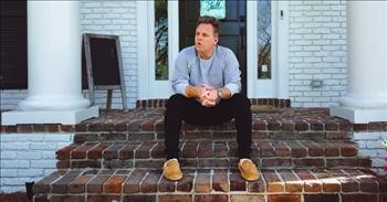 Matthew West Performs Hilarious 'Quarantine Life' Original Song