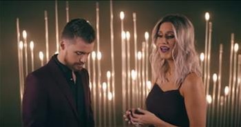 Celtic Thunder Performs Christmas 'Hallelujah' - Christian Music Videos