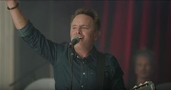 'Praise Him Forever' Chris Tomlin Live Performance