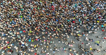 Rest for the Soul That Feels Crowded - Your Nightly Prayer - September 28