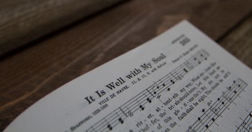 The Heartbreaking Story Behind the Beloved Hymn <em>It Is Well with My Soul</em>
