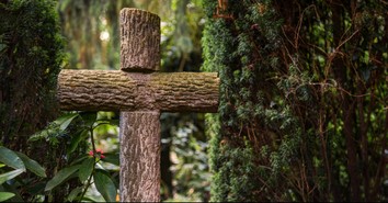 The Garden after the Grave - The Crosswalk Devotional - April 6