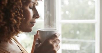 6 Uplifting Prayers to Start Each Day as a “New Creation”
