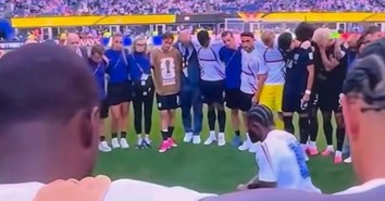 U.S. Players Gather Again to Thank God after World Cup Heartbreak