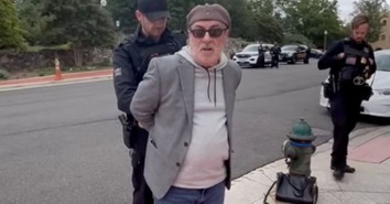 Pastor Arrested While Peacefully Praying Outside Chinese Embassy in Washington