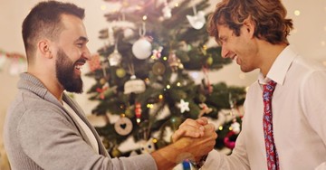 22 Ways to Bless Others (and Yourself!) This Christmas