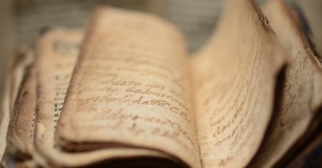 Who Chose the Books of the Bible... and Why?