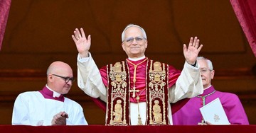 4 Prayers for Pope Leo XIV as He Begins His Papacy 