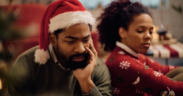 8 Tips to Manage Holiday Stress in December