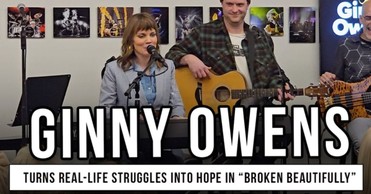 Ginny Owens Turns Real-Life Struggles Into Hope in “Broken Beautifully” Live Performance
