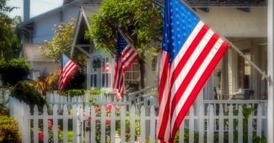 8 Ways to Honor Those Who Served This Memorial Day