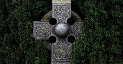 10 Good Friday Hymns and Worship Songs to Inspire Reflection and Praise